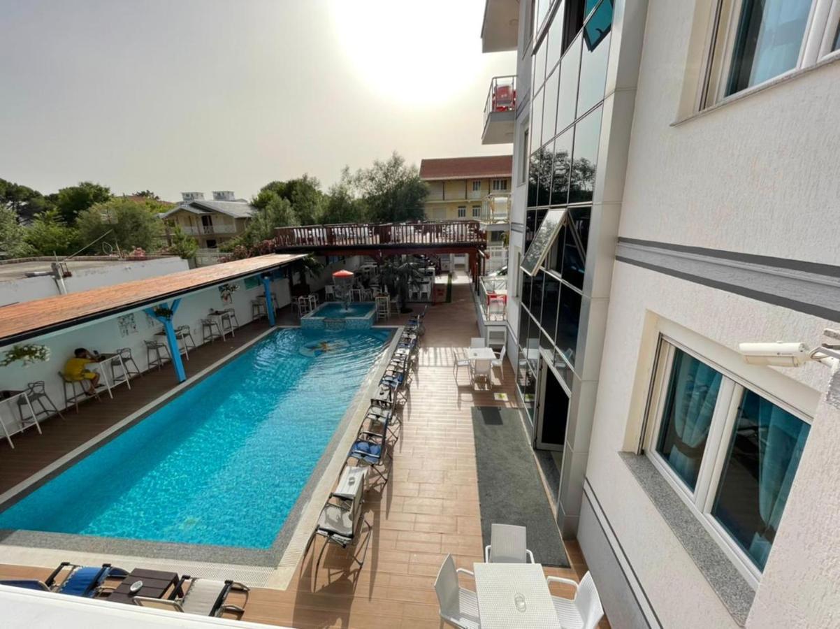 Brian Hotel Velipojë Eksteriør billede