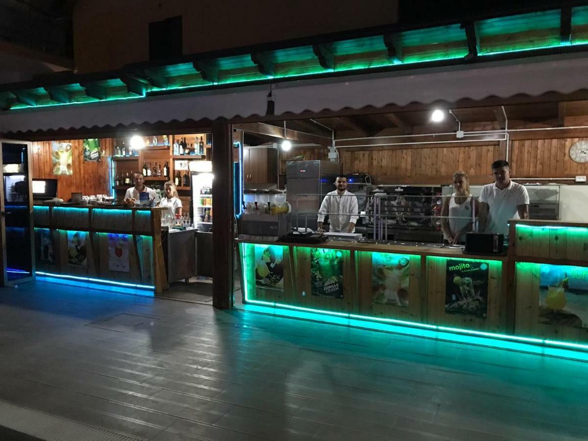 Brian Hotel Velipojë Eksteriør billede